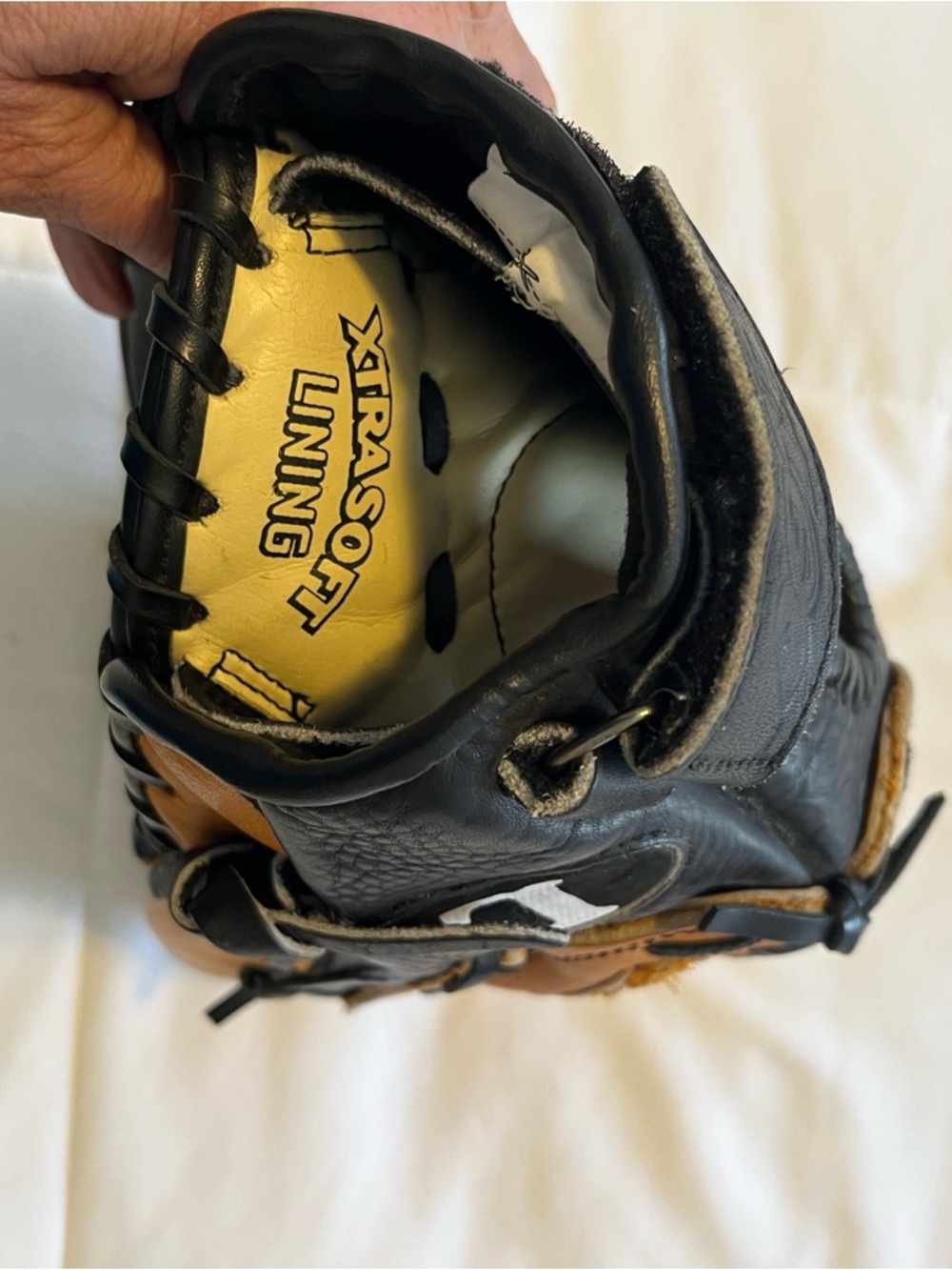 Louisville Slugger Players Series 13" LP1302 Leather Baseball/Softball Glove RHT - Picture 6 of 8